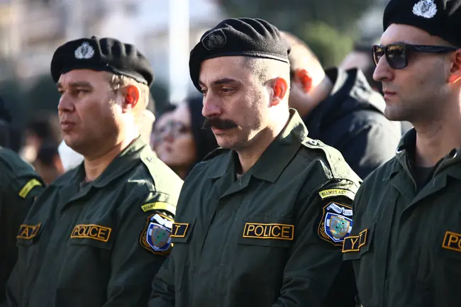 Εικόνες από την κηδεία του 31χρονου αστυνομικού