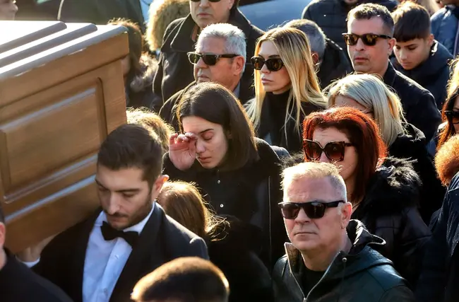 Κηδεία του Βασίλη Καρρά
