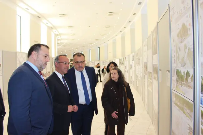 Έκθεση μετρό