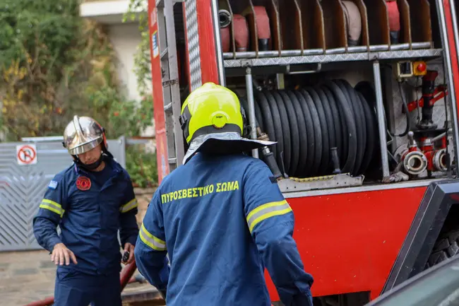 Φωτιά σε διαμέρισμα στη Νέα Σμύρνη
