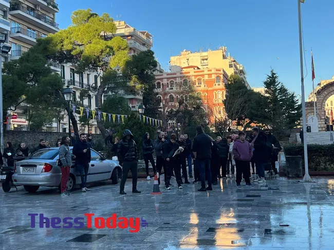 Φόρος τιμής στον Βασίλη Καρρά