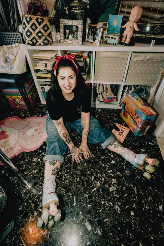 nikiamanikia-tattoo-artist