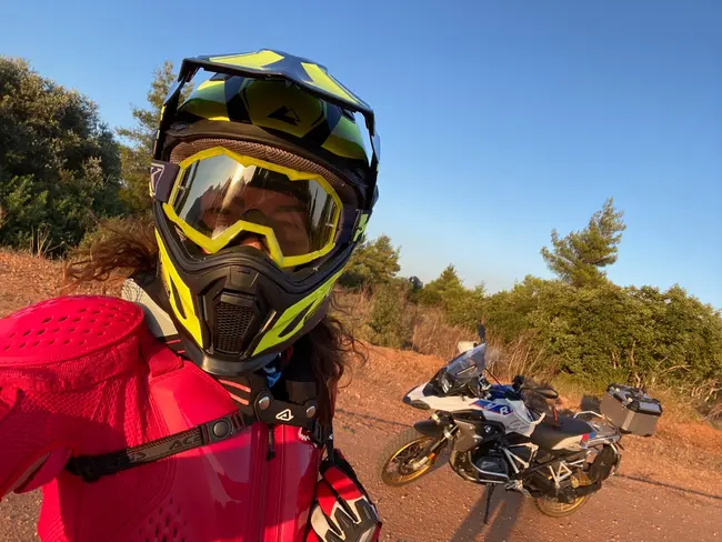 politimi-motosikletistria