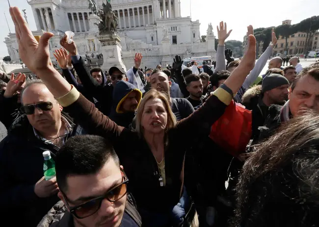 italy protest