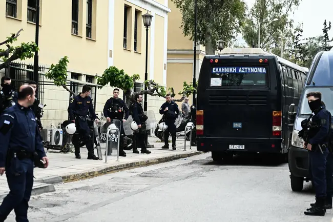 Συλλήψεις για την επίθεση στου Ρέντη