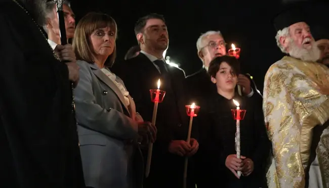 Κατερίνα Σακελλαροπούλου, Νίκος Ανδρουλάκης στη Μητρόπολη Αθηνών για την Ανάσταση
