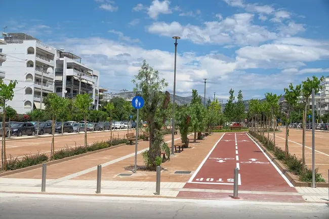 Ανάπλαση στη Γλυφάδα