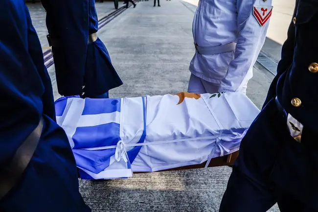 Επαναπατρισμός λειψάνων στην Ελευσίνα