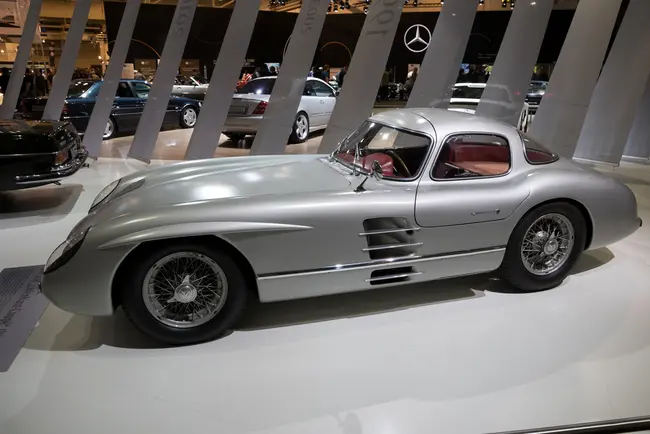 Η Mercedez 300 SLR