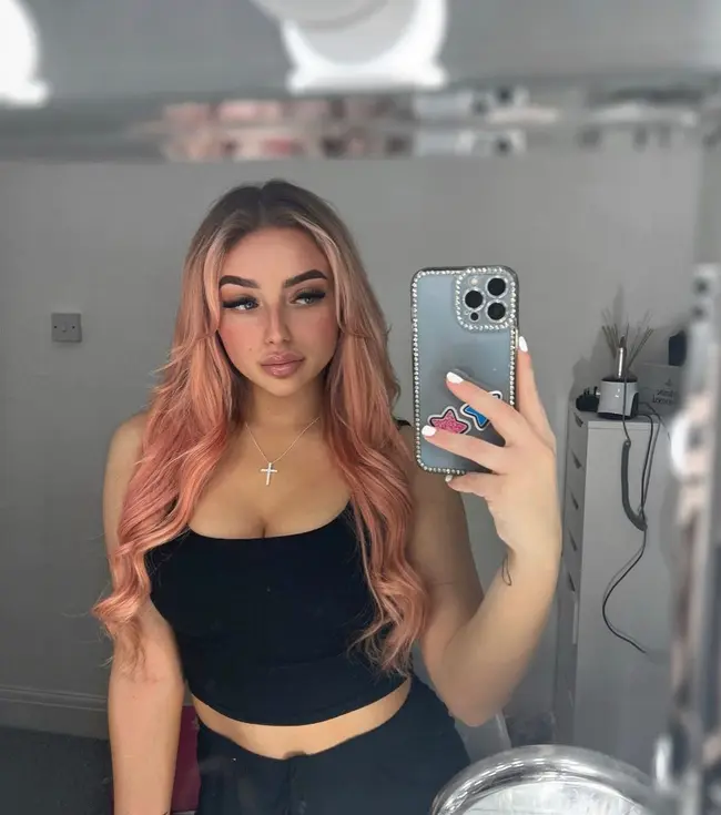 Το μοντέλο του OnlyFans Βικτόρια Τόμας – Μπόουεν
