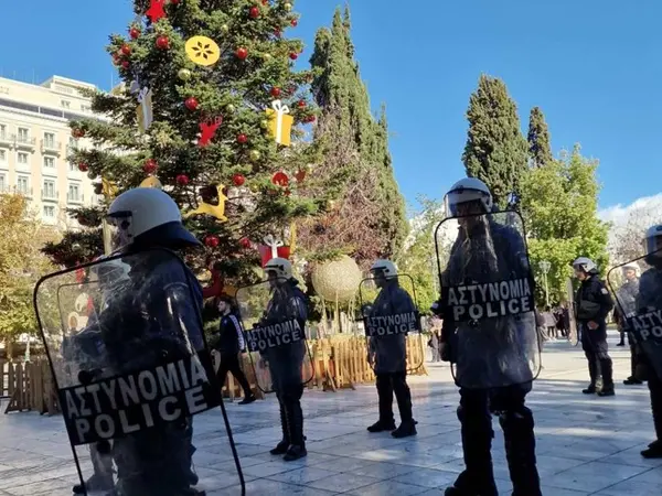 mat-syntagma-dentro
