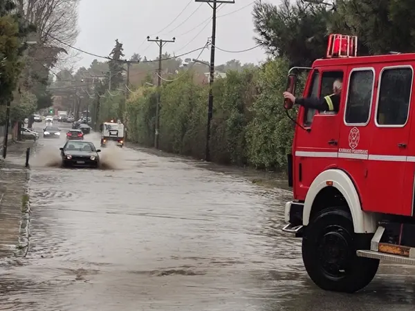 Ισχυρή βροχόπτωση