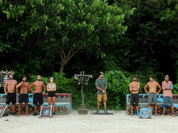 Survivor: Κόκκινοι και Μπλε