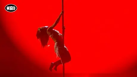 pole-dancing-eleni-foureira