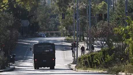 Βόμβα στη μονάδα των ΜΑΤ στην Πολυτεχνειούπολη