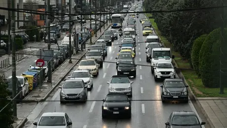 Αυτοκίνητα στον δρόμο