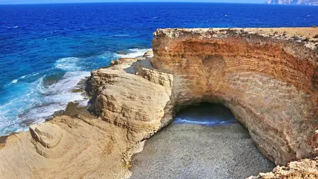 Η παραλία «πισίνα»