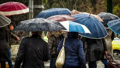 Βροχερός καιρός στην Αθήνα