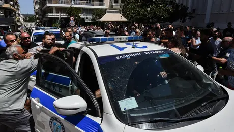 Μεταγωγή του 37χρονου στον Πύργο